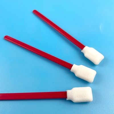 受け入れる泡のクリーニングの綿棒の赤いハンドルの電子工学のクリーニングの棒をカスタマイズしなさい
