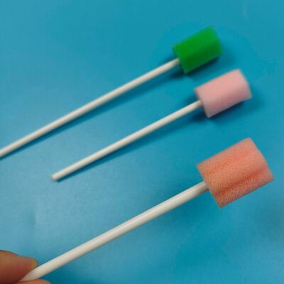 個包装 ホワイトPPスティック口腔ケア綿棒 清潔 花型口腔ケアスポンジ綿棒 歯ブラシ清掃綿棒