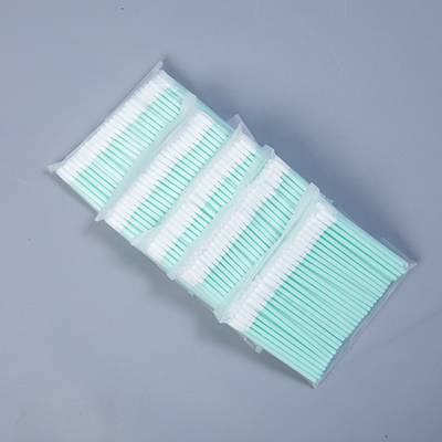 100%のポリエステル プラスチック綿棒70のMmの全長化学反応無し