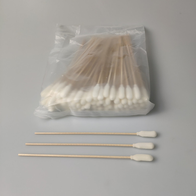 個々のパッケージの木のハンドル15cmの医学の泡の綿棒