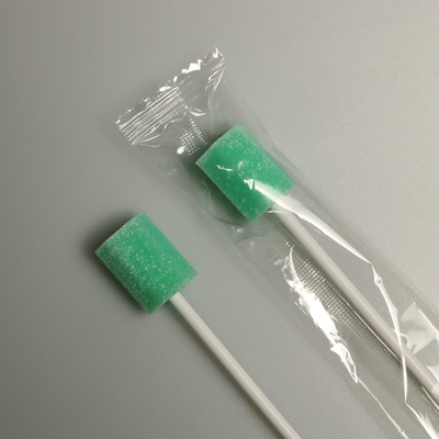 六角形のスポンジは口頭クリーニングのための使い捨て可能な生殖不能の綿棒OEMをひっくり返した